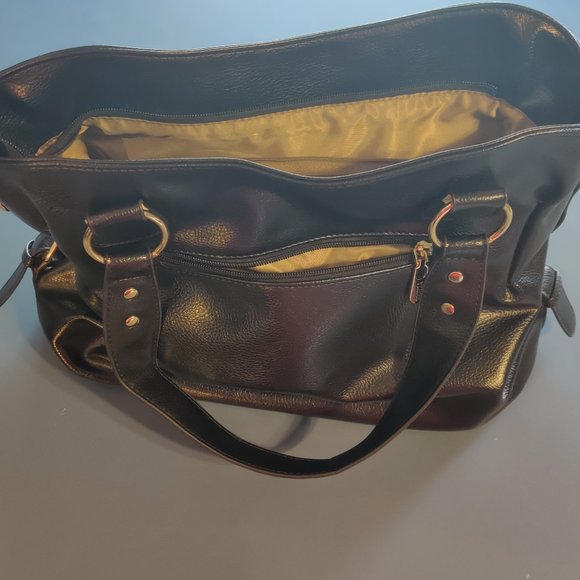 NWOT Yzaoli Purse, Multiple Pockets, Black with Gold Accents. Multiple pockets. - Picture 2 of 5